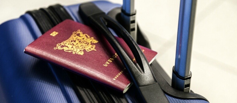 Какво да правим при загубени лични документи в чужбина?
